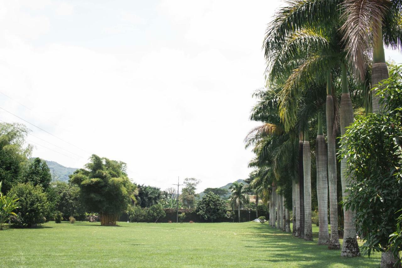 Paraiso Hotel Campestre La Virginia  외부 사진